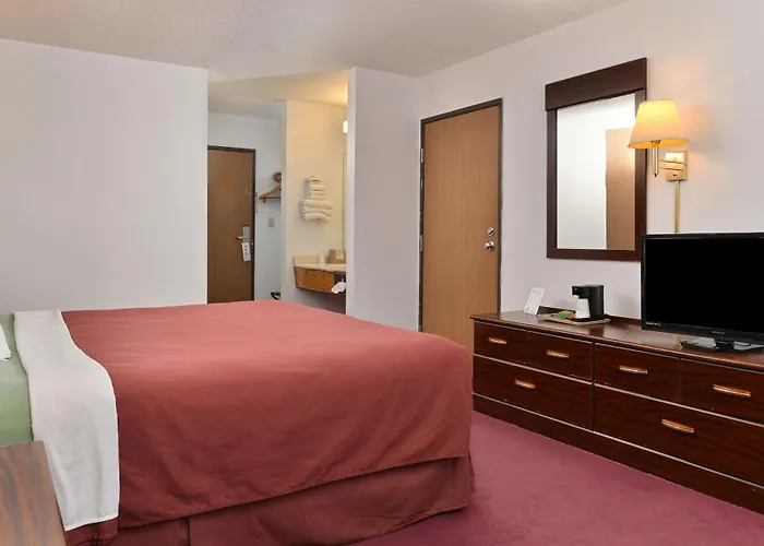 Motel America's Value Beardstown